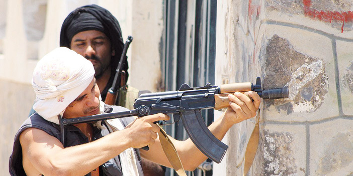  مقاتل من القوات الموالية للحكومة اليمنية