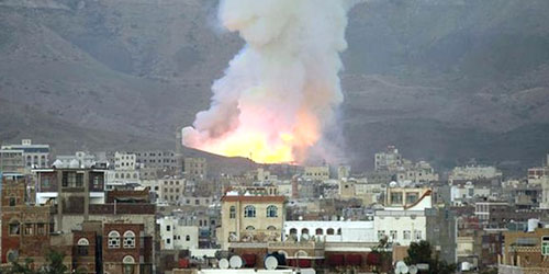 مقاتلات التحالف العربي تواصل تدمير أوكار المتمردين الحوثيين ومخازن أسلحتهم 