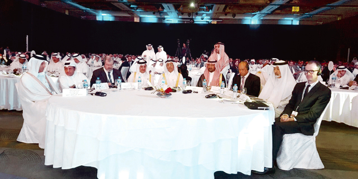   الأمير الدكتور بندر بن سلمان خلال مشاركته  المؤتمر العالمي الثاني للتحكيم