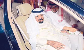 الأمير عبدالرحمن بن عبدالعزيز يغادر متوجهاً إلى خارج المملكة 