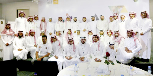  لقطة جماعية للمشاركين