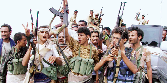  جانب من القوات الموالية للحكومة اليمنية.