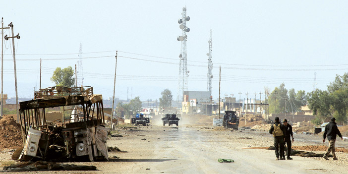  عربات ومدرعات الجيش العراقي تتقدم إلى منطقة كوكجلي 100 متر من الموصل