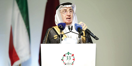  د. الحقباني يتحدث في افتتاح الدورة الـ(33)