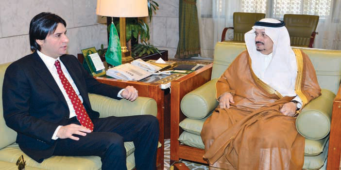  الأمير فيصل بن بندر يستقبل السفير الليبي