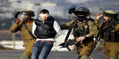 الجيش الإسرائيلي يعتقل فلسطينيين اثنين في الضفة الغربية  