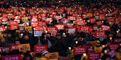 تظاهرة كبيرة للمطالبة باستقالة رئيسة كوريا الجنوبية 