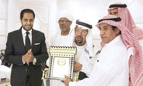  صورة من التكريم