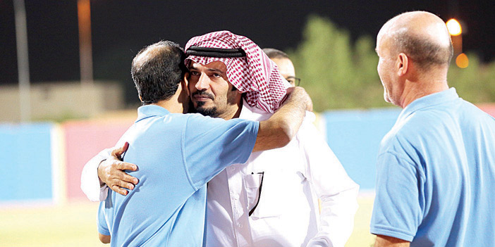  المقحم يتلقى التهنئة بالانتصار