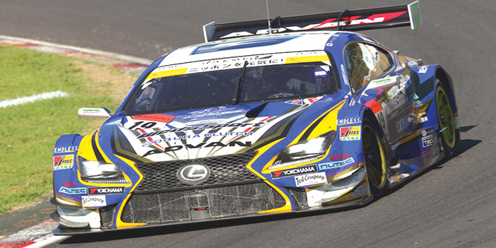  سيارة لكزس RC F