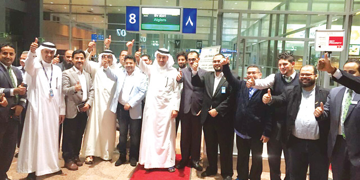  الجاسر خلال توديع الرحلة الأولى إلى الجزائر