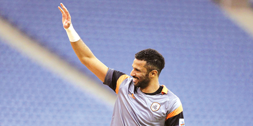  محمد العويس اقترب من مغادرة الشباب