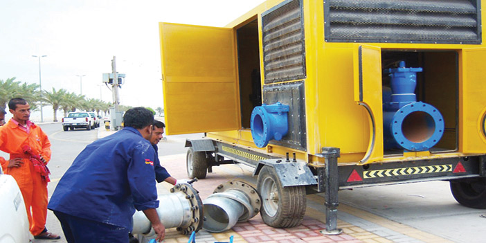  إحدى المضخات الضخمة لشفط المياه