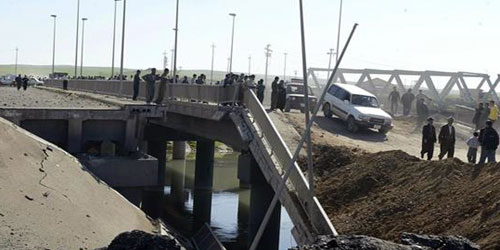 التحالف الدولي بالعراق يقصف أقدم جسور الموصل 