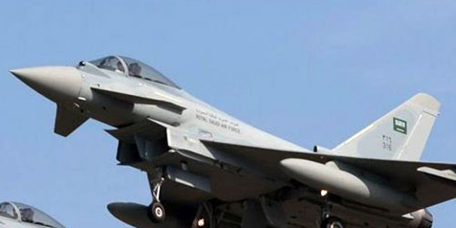 التحالف العربي يقصف مواقع الانقلابيين بمحافظة تعز اليمنية 