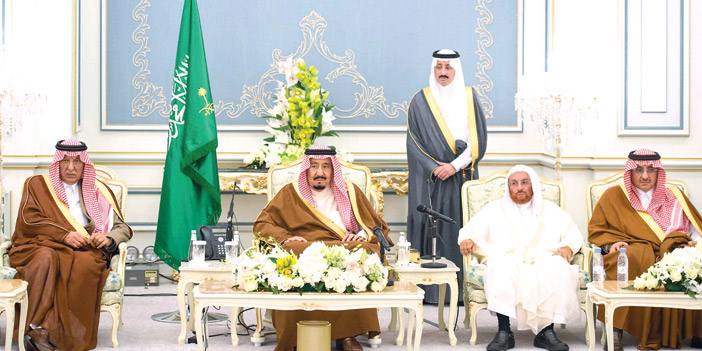 أهالي الأحساء مرحبين بخادم الحرمين الشريفين.. 