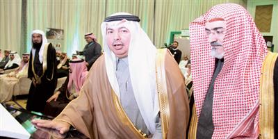 د. أبا الخيل يفتتح معرض جامعة الإمام المنتجة 