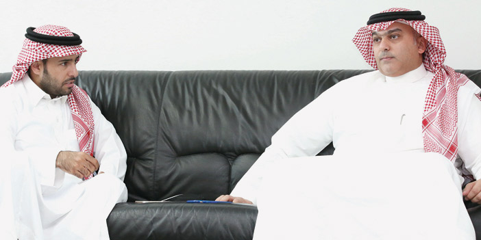  المالك يتحدث للزميل العجلان