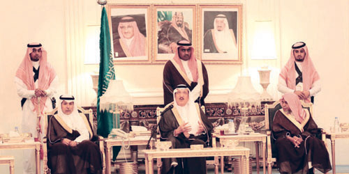  الأمير محمد بن ناصر في لقائه بأهالي جازان