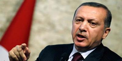 أردوغان يدعو الأتراك لبيع الدولارات وشراء الليرة والذهب 