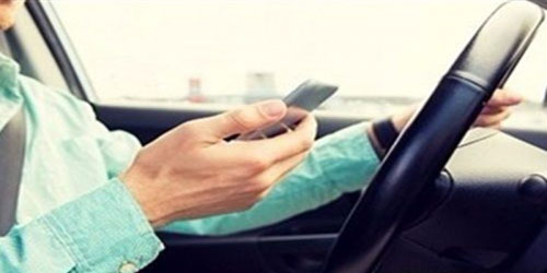 الحبس مدى الحياة لمستخدمي الهواتف أثناء القيادة 