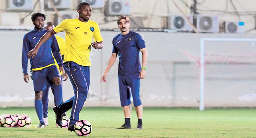  لقطة من مشاركة اللاعب محمود معاذ بالتدريبات