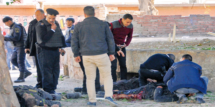  مباشرة رجال الأمن المصري لموقع التفجير بالجيزة