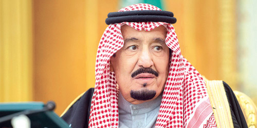  خادم الحرمين الشريفين خلال ترؤسه جلسة مجلس الوزراء