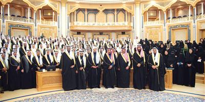 خادم الحرمين يحدد تحت قبة «الشورى» سياسة المملكة الداخلية والخارجية 