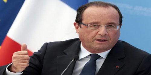 هولاند يحذر من «مستوى عال من التهديد» الإرهابي في فرنسا 