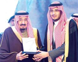 أحمد بن فهد بن سلمان: الملك سلمان داعم ومشجع للأعمال الخيرية 