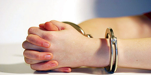 دور الأسرة والتعليم في منع جنوح الأحداث! 