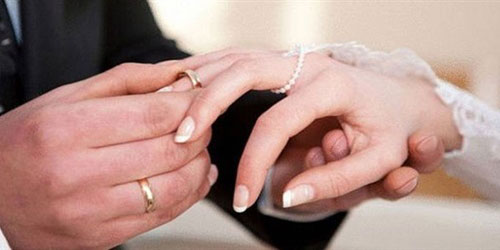 الشرطة تمنع زواج طفلة برجل يكبرها بـ(37) عاما 