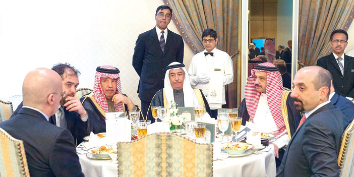 الرئيس اللبناني يلتقي رجال الأعمال بالمملكة.. ويغادر الرياض 