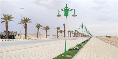 أمير منطقة الرياض يدشن عددا من المشروعات التعليمية والبلدية والأمنية في ضرماء 