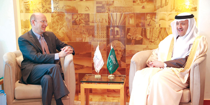 الأمير سلطان بن سلمان يلتقي السفير السويدي لدى المملكة 