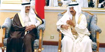 رئيس وزراء البحرين يهنئ خالد المالك بانتخابه رئيساً لاتحاد الصحافة الخليجية 