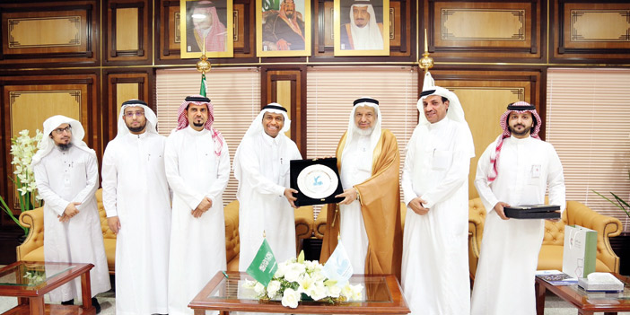  جامعة جدة وخيركم خلال توقيع المذكرة