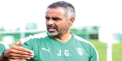 البرتغالي قوميز الأقرب لخلافة زوران في النصر 