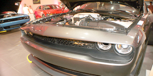  دودج تشارجر srt