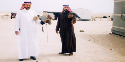  عشاق الصقور