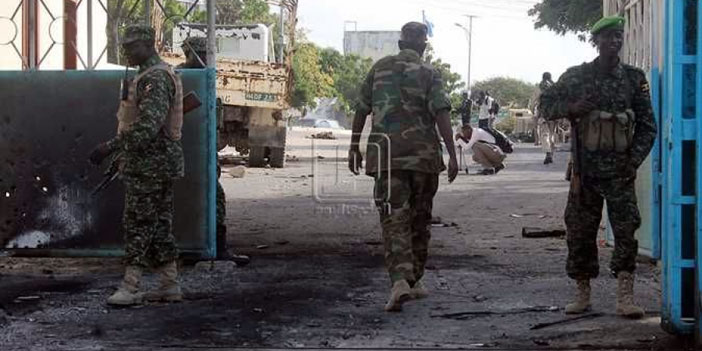 مقتل 6 أشخاص في هجوم استهدف فندقاً في الصومال 