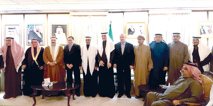 بحضور السفير د.آل الشيخ 