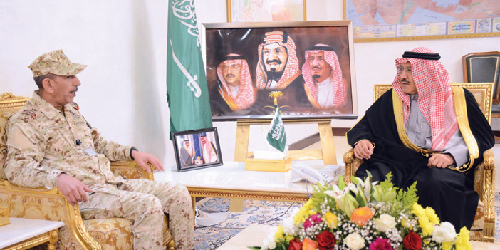   أمير الحدود الشمالية يلتقي بقائد لواء الإمام محمد بن سعود