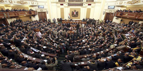 تعديل وزاري في مصر يطيح بـ(9) من أعضاء الحكومة 