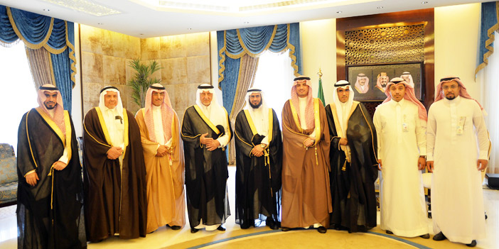  الأمير خالد الفيصل وأمين عام وأعضاء مؤسسة تكافل