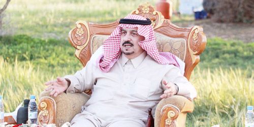  أمير الرياض في زيارة روضة خريم