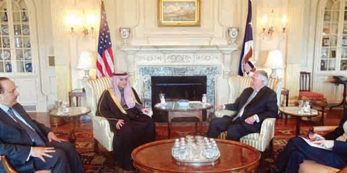  وزير الخارجية عادل الجبير خلال مباحثاته أمس مع وزير الخارجية الأمريكي بواشنطن