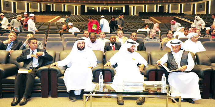  إحدى جلسات الندوة الدولية