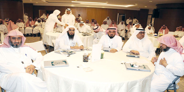 تطوير نظام الاختبارات.. تتصدر جلسات لقاء المساعدين والمساعدات 